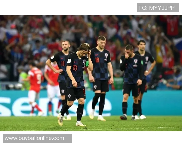 摩纳哥与兰斯就后卫科内转会事宜展开谈判双方积极沟通寻求达成协议