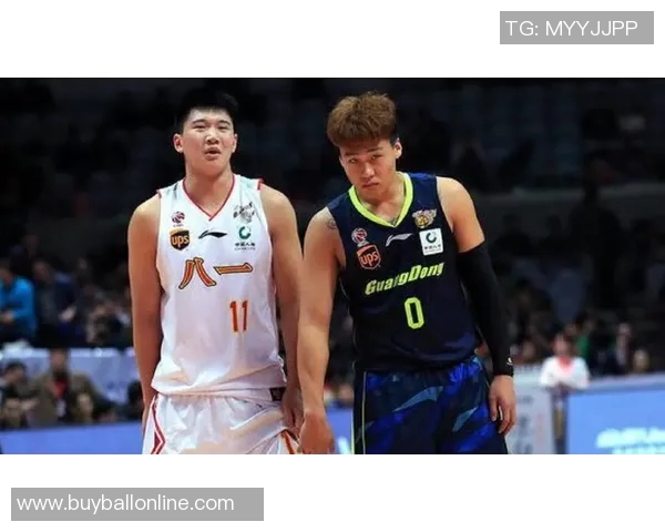 海斯谈比赛节奏：坚持日常训练与后卫配合是我的秘诀