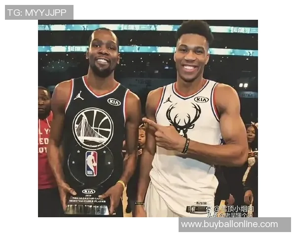 雷霆队为字母哥交易准备的丰厚筹码包括13个首轮和3次选秀互换 雷霆队为字母哥交易准备的丰厚筹码包括13个首轮和3次选秀互换